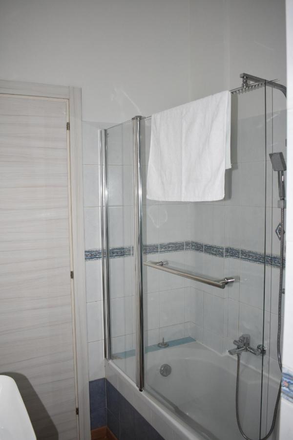 Casa Vacanze Oikia - Room Orchidea 那不勒斯 外观 照片